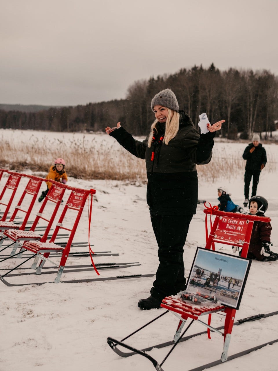 Invigning av lånesparkar på Byrviken i Siljansnäs.