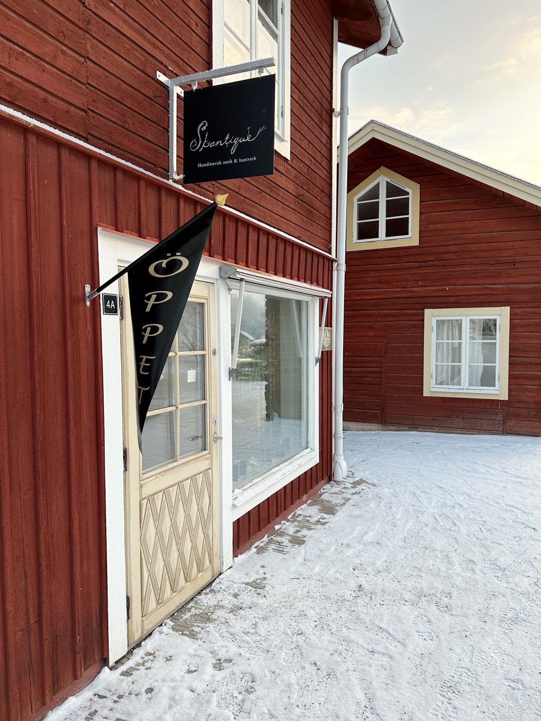 Skantiques butikslokal i Brömsgården i centrala Leksand.